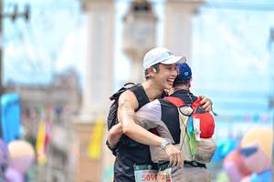 BIB: 509
                            <button type="button" onclick="openModal(24883503)" class="btn btn-primary btn-sm float-right btn-popup" data-toggle="modal" data-target=".modal-high-quality">
                        <i class="fas fa-shopping-cart"></i> Add to Cart
                    </button>
                                            <button type="button" onclick="isThisMe(24883503, true)" class="btn btn-success btn-sm float-right btn-popup btn-isme hidden" data-toggle="tooltip" data-placement="bottom" title="นี่คือรูปของคุณใช่ไหม คลิกที่นี่เพื่อเอาเข้าอัลบั้ม">
                        <i class="fas fa-plus"></i> Add to album
                    </button>
                    <button type="button" onclick="isThisMe(24883503, false)" class="btn btn-warning btn-sm float-right btn-popup btn-isnotme hidden">
                        <i class="fas fa-ban"></i> Remove from album
                    </button>